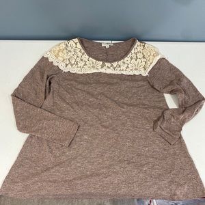 Umgee USA woman’s lace trimmed a line tunic r#130733